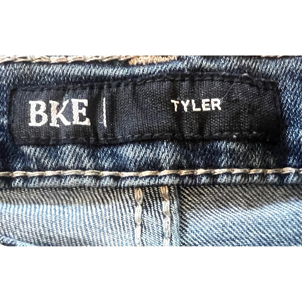 BKE Tyler Derek Straight Jeans Mens Blue Denim Distressed Whiskered Size 33x29